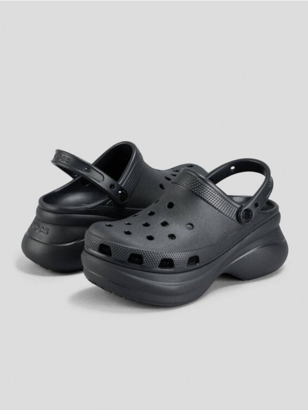 CROCS Elevated Platform Clog in Black